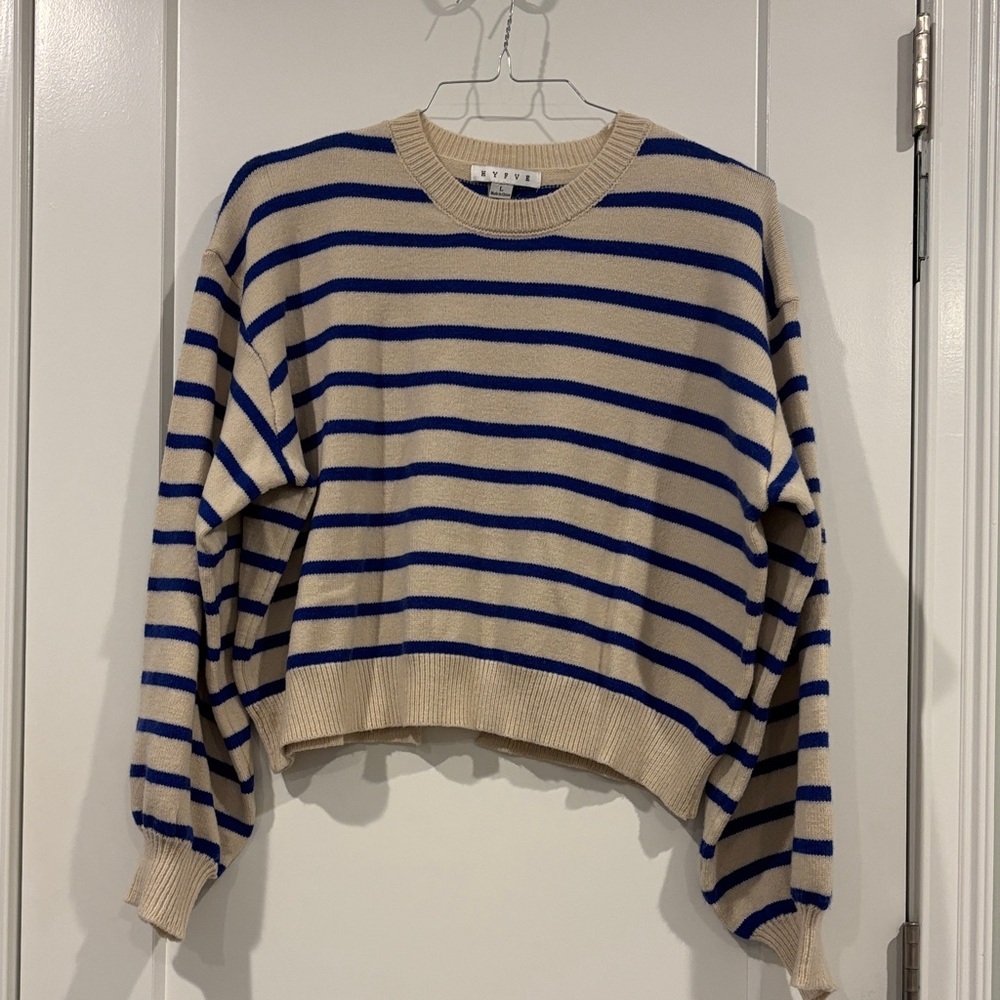 Hyfve Womens Cropped Long Sleeve Sweater Large